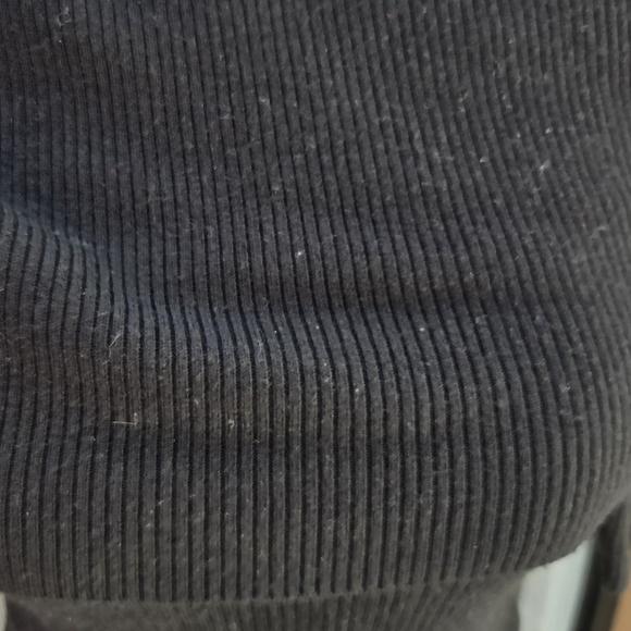 Vince Black Off Shoulder Half Sleeve Top - Picture 3 of 8